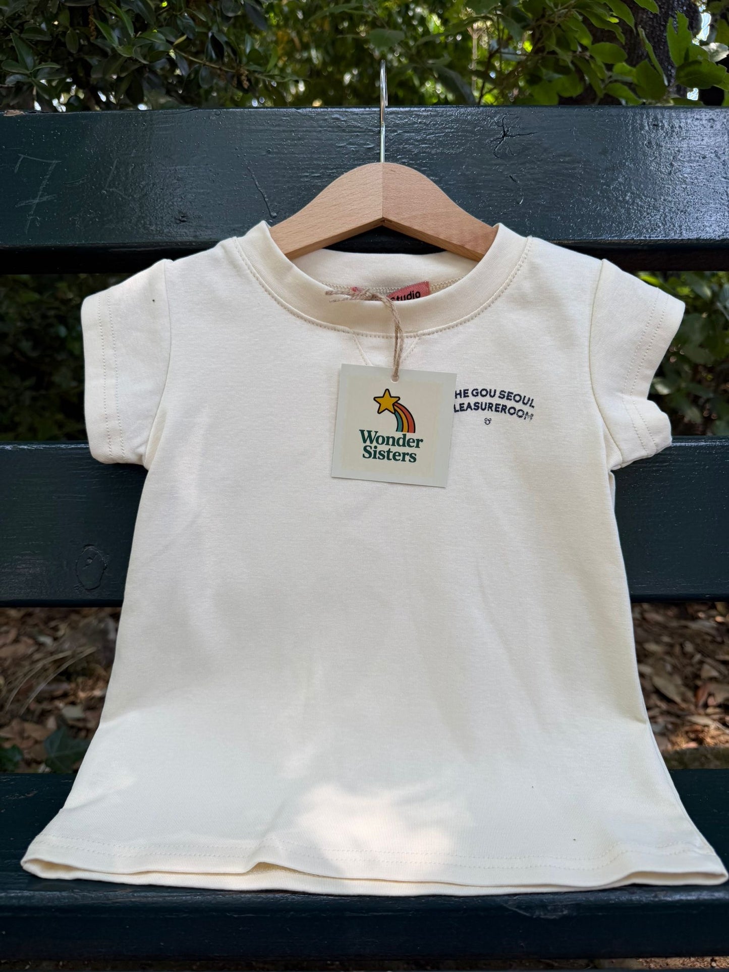 Aria Tee